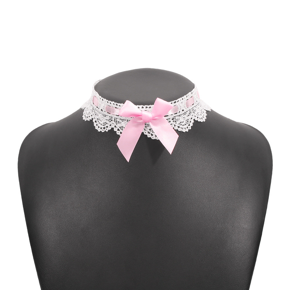 Collar corto minimalista con lazo de encaje, base de aleación y detalle de tela para mujer