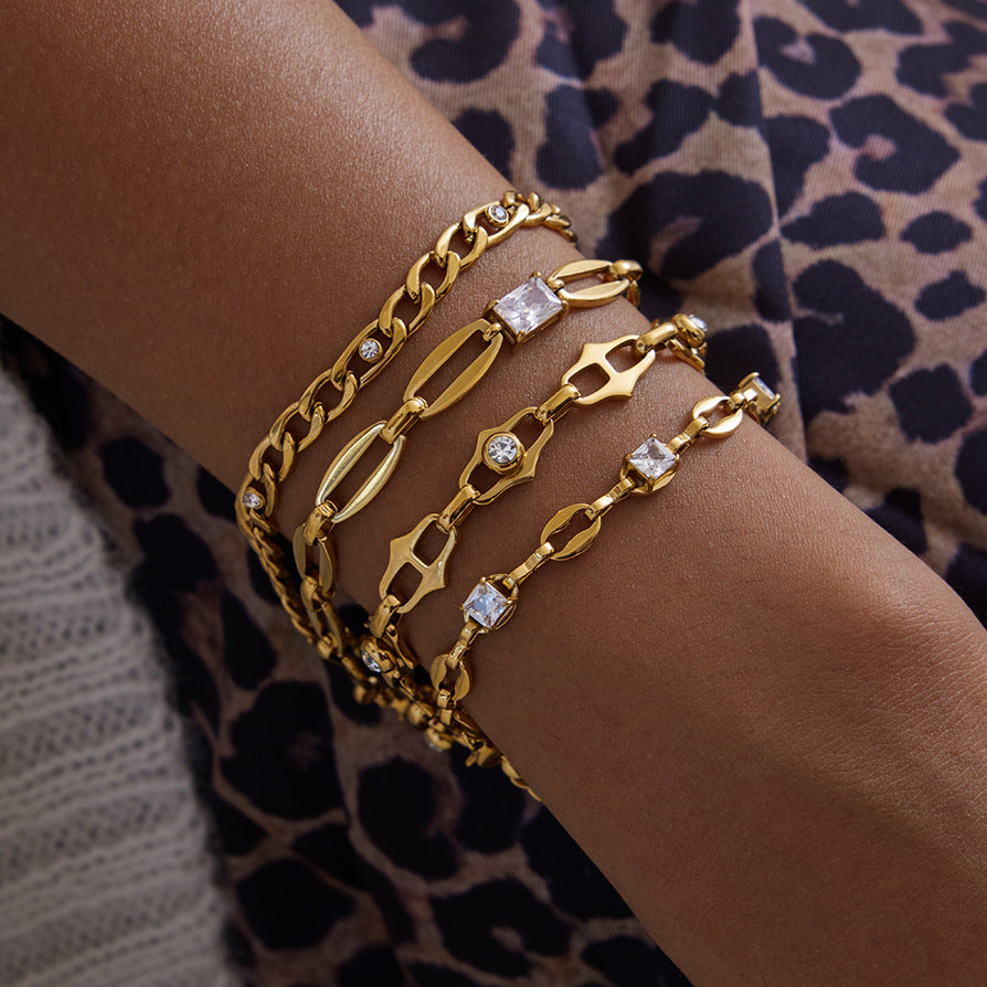 Bracciale Lusso Minimalista Geometrico in Acciaio Inossidabile Placcato Oro 18K con Strass da Donna