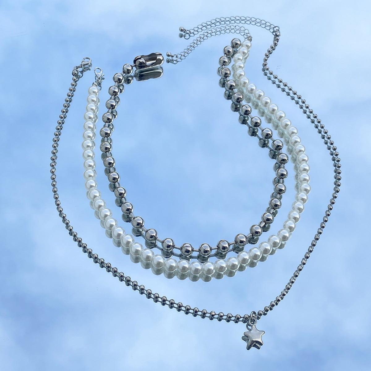 Minimalist Punk Star Alloy Plated Imitation Pearl Ball Chain Necklace for Women