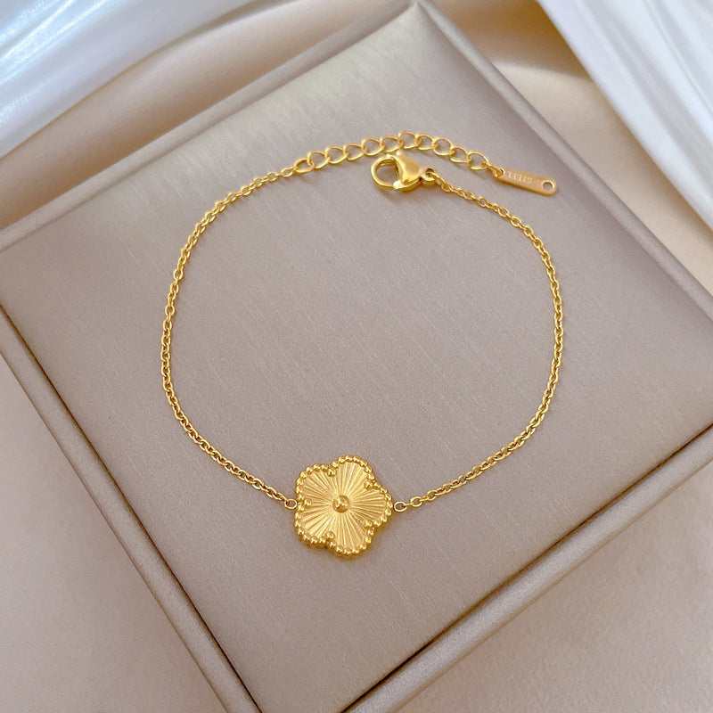 Minimalist Vintage Bohemian Titanium Steel Flower Leaf Link Chain Bracelet for Women with Wavy and Bean Pattern Gold Plated