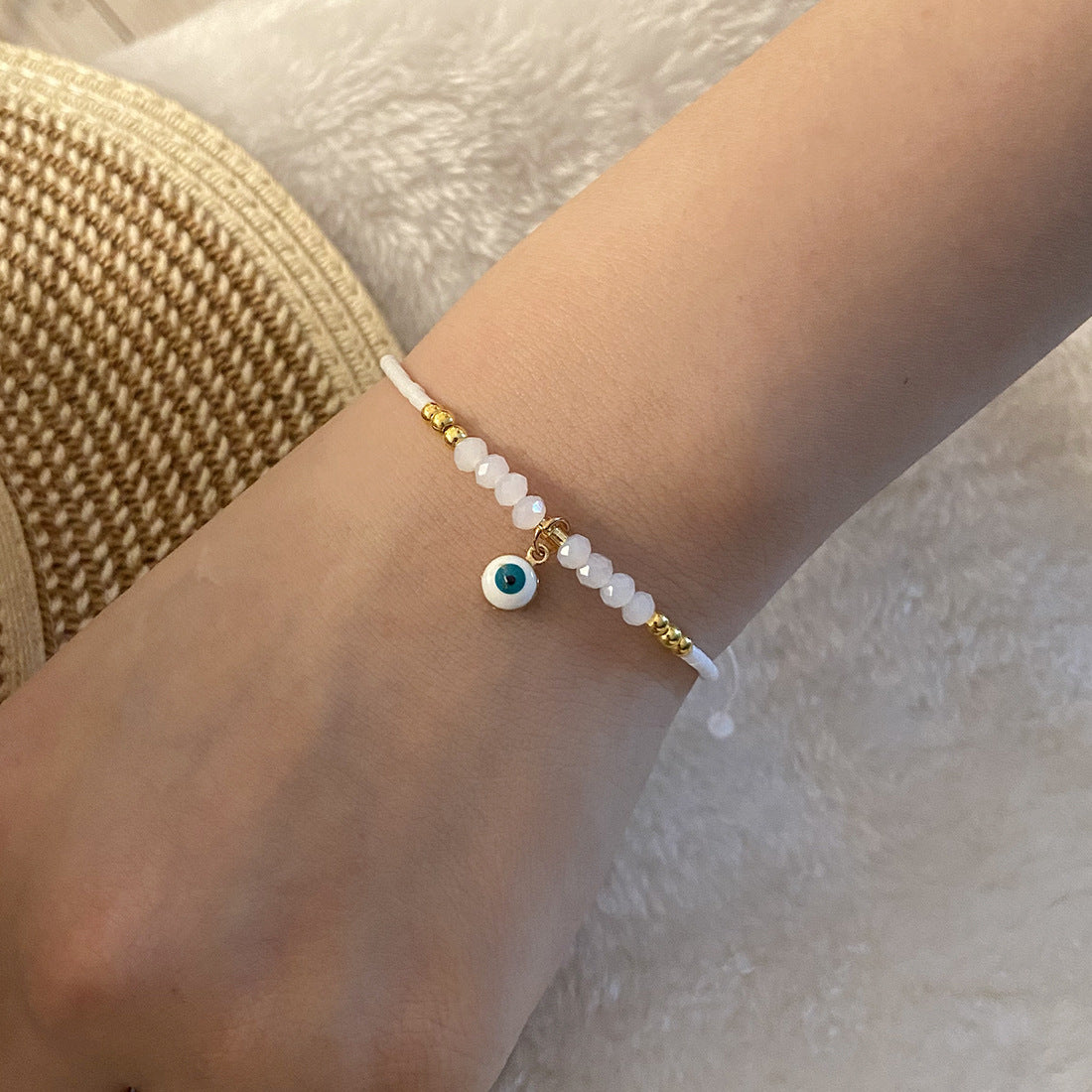 Unique Eye-Shaped Crystal Braided Bracelet for Women with Handmade Craftsmanship