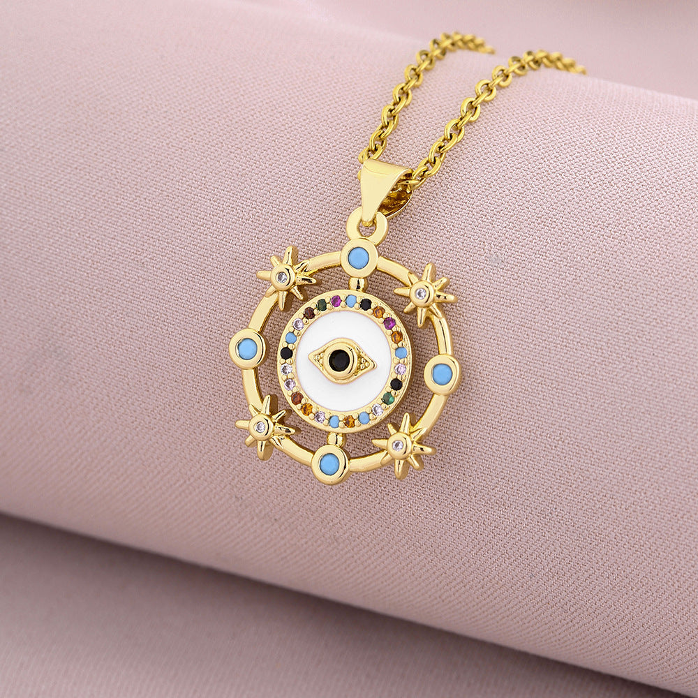 Elegante Collar con Colgante en Forma de Ojo para Mujer de Cobre con Baño de Oro de 18K y Circonitas Micro-Pavé en Cadena de Acero de Titanio