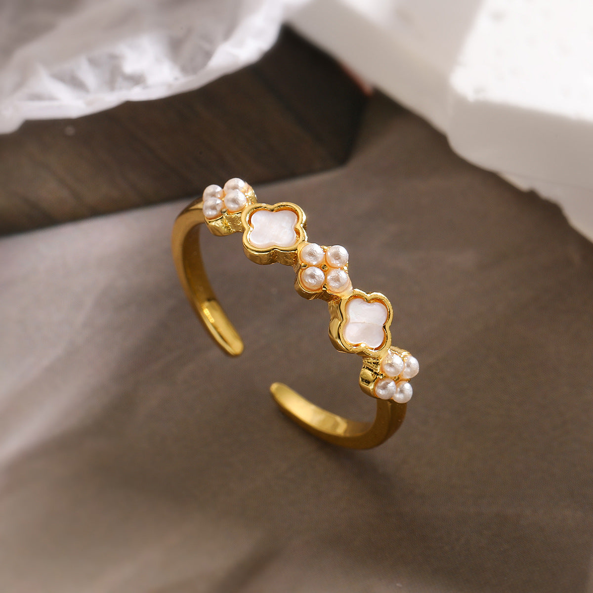 Minimalist Geometric Open Ring for Women in Brass with 18K Gold Plating and Zircon Inlay