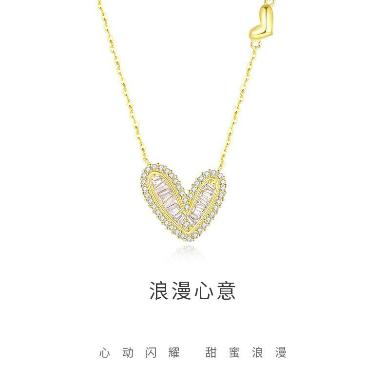 Collana Minimalista a Cuore in Acciaio al Titanio con Finitura Placcata per Donne, Regalo Gioiello a Catena al Collo