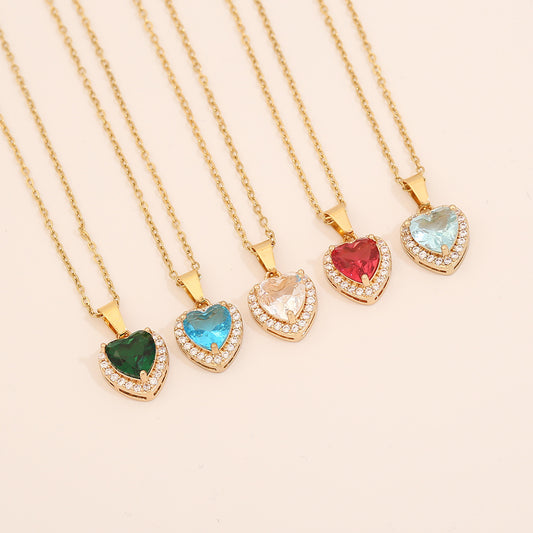Elegante Collar con Colgante de Corazón de Acero Inoxidable con Circonitas Microengastadas, Cadena de Clavícula Electrochapada