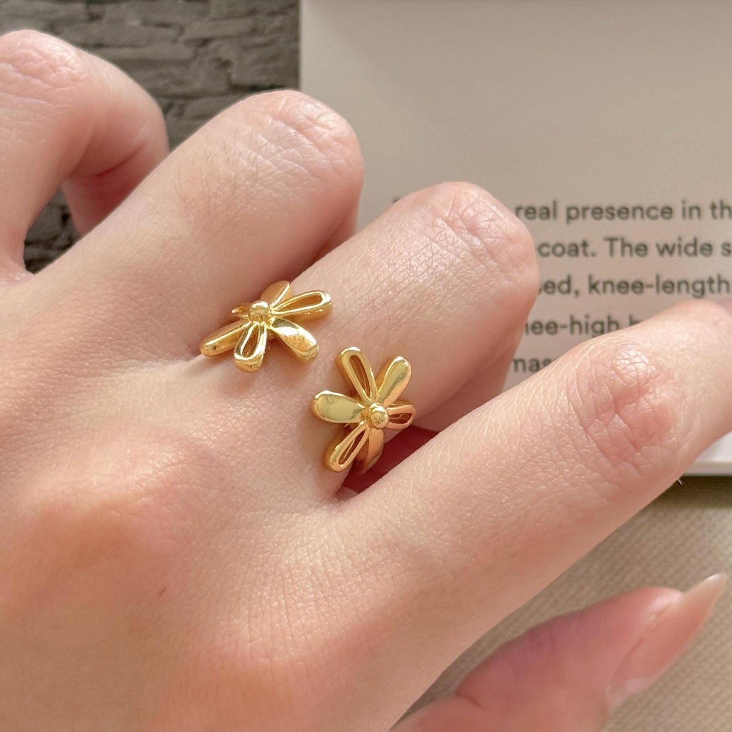 Minimalist Daisy-Shaped 925 Sterling Silver Open Ring for Women with Geometric Outline and Fresh Sweet Style