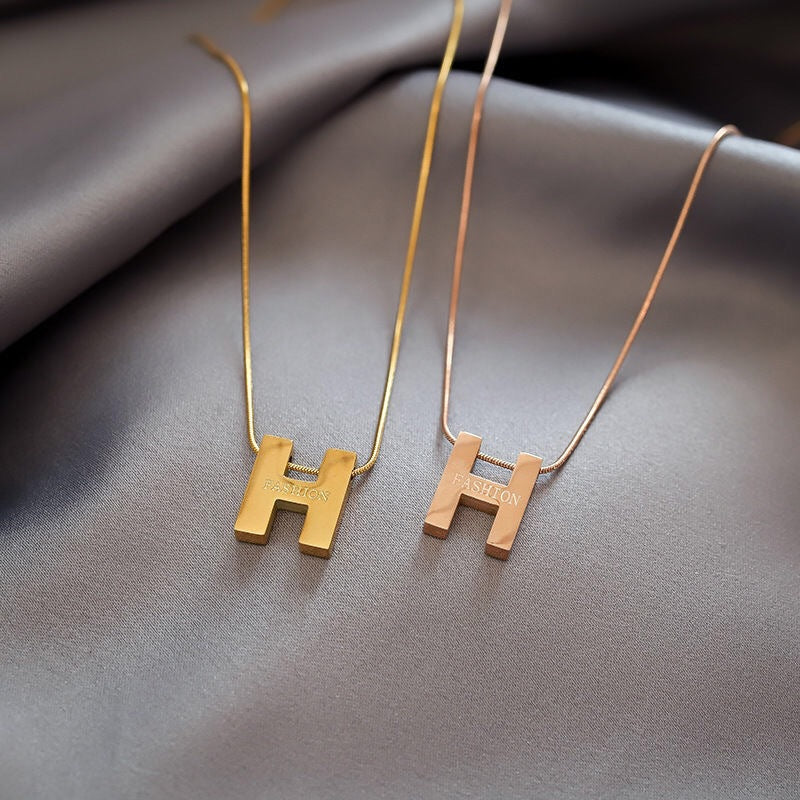 Minimalist Titanium Steel H-Shaped Pendant Necklace for Women with Plated Finish and Snake Chain
