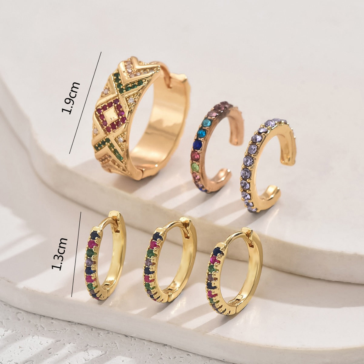 Orecchini a Perno a U Geometrici di Lusso Minimalisti da Donna con Intarsio di Zirconi e Perni in Acciaio Inossidabile