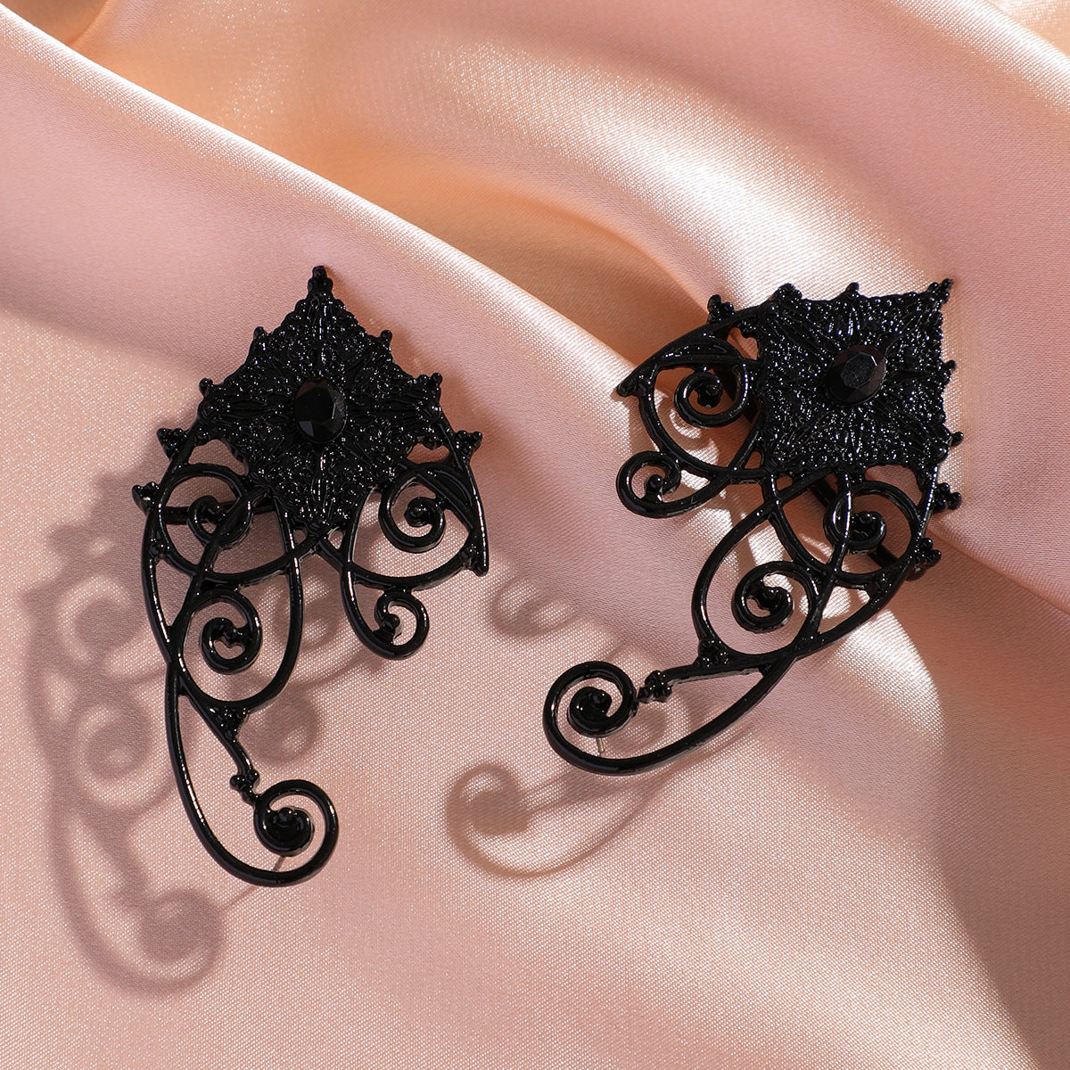 Sweet and Edgy Gothic Style Irregular Geometric Ear Cuffs with Rhinestone Inlay for Women