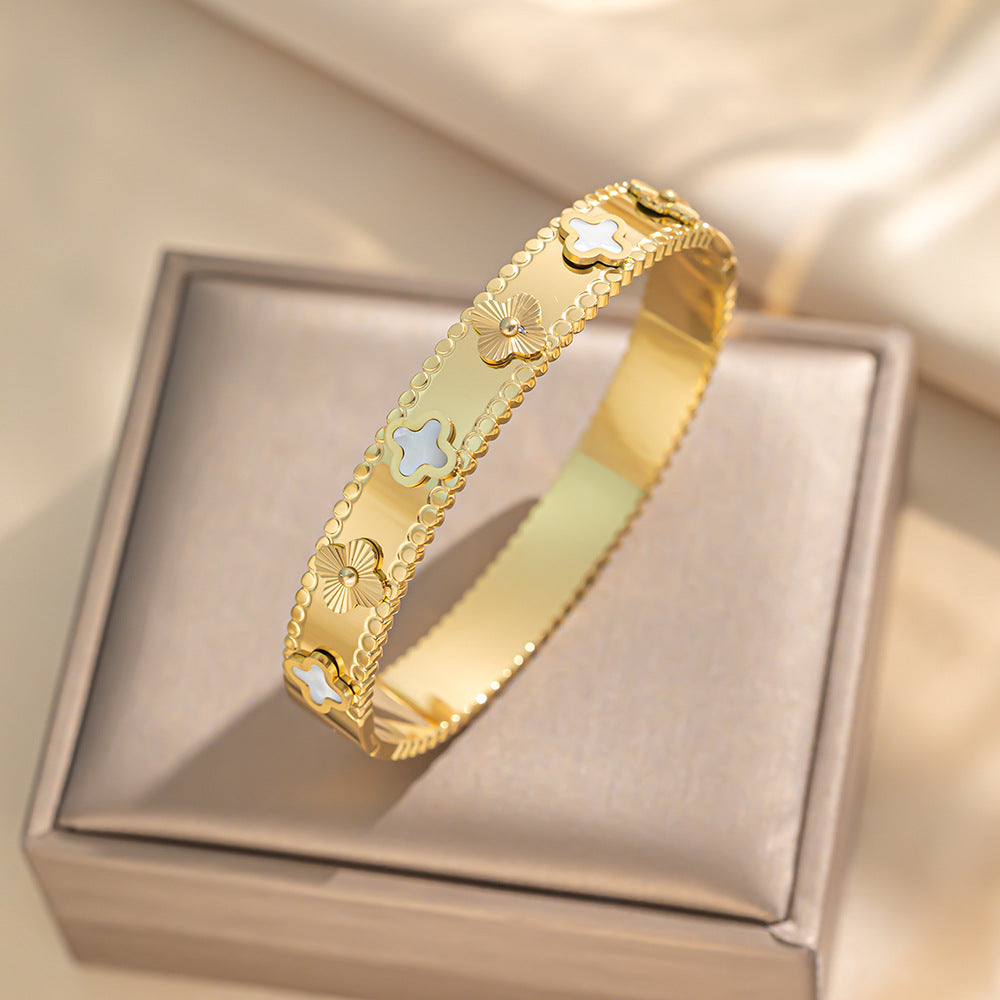 Bracciale Minimalista in Acciaio Inossidabile da Donna con Placcatura in Acciaio al Titanio e Intarsio di Strass a Forma Geometrica Ovale