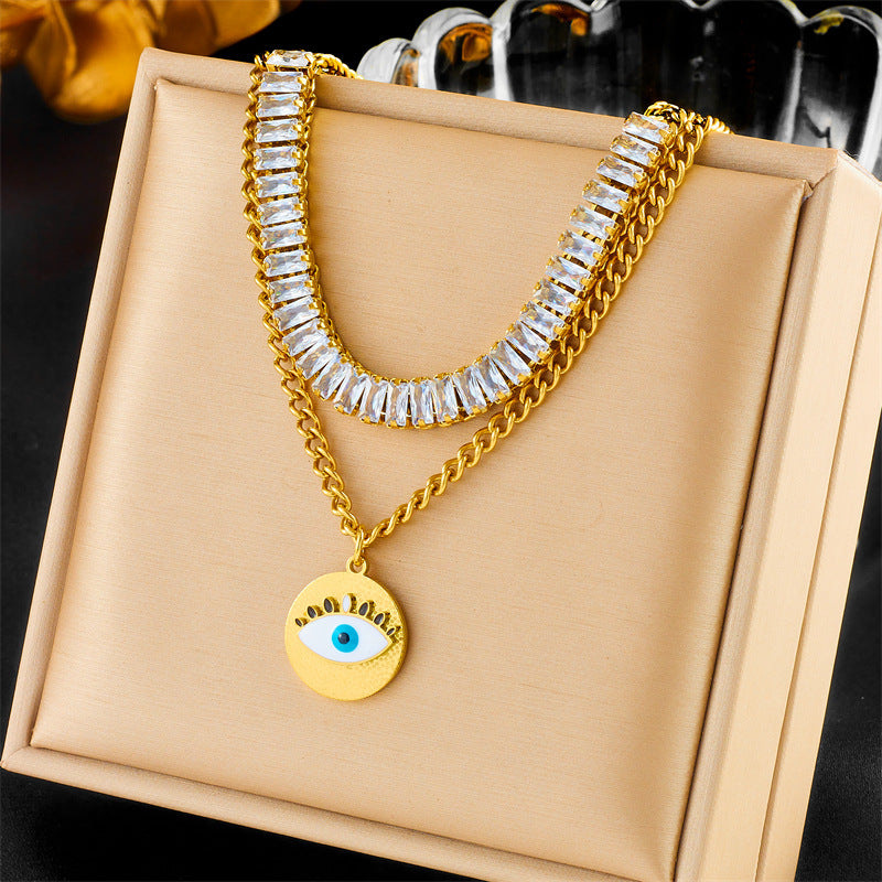 Collana da donna con ciondolo a farfalla e stella a strati in acciaio inossidabile alla moda
