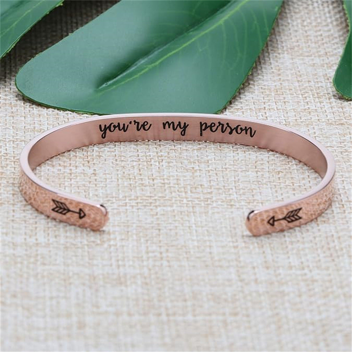 Pulsera de acero inoxidable de moda para mujer con acabado chapado, regalo ideal de Navidad, cumpleaños, Acción de Gracias para mamá