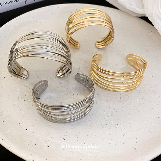Pulsera esclava abierta de aleación con acabado chapado, diseño geométrico minimalista, para mujer