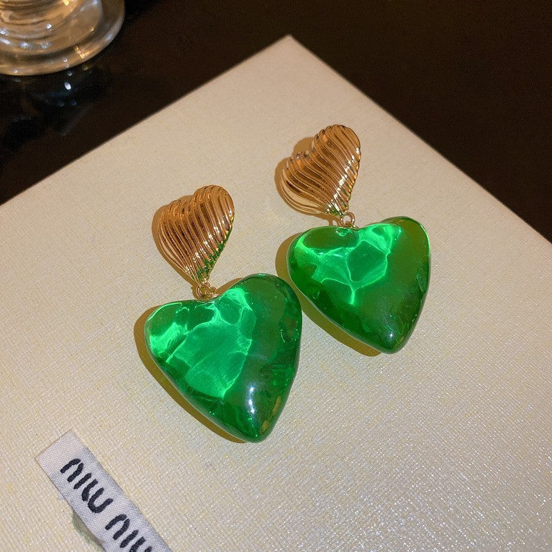 Pendientes asimétricos vintage con cabeza de león de metal con postes de acero bañados en plata para mujer