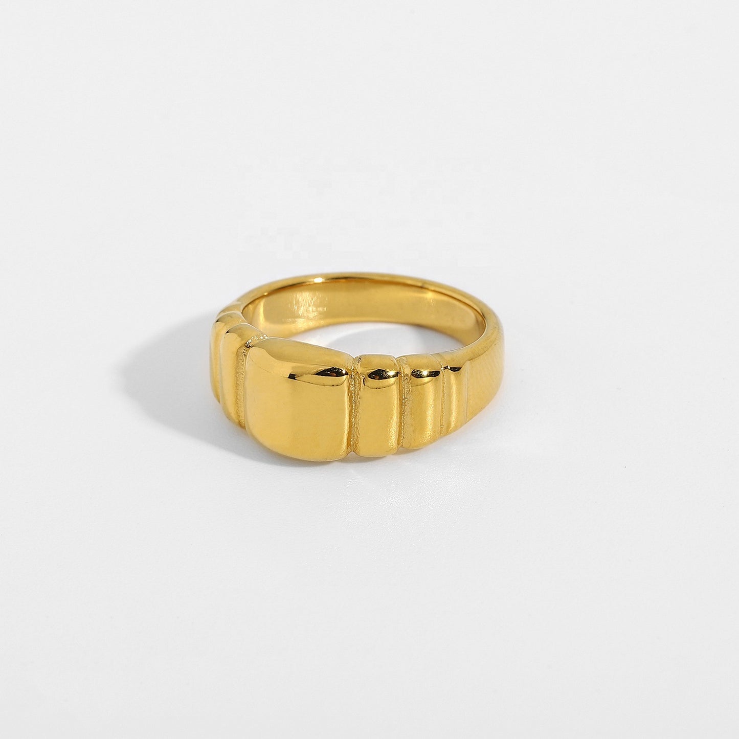 Anello minimalista geometrico a forma di corno in acciaio inossidabile placcato oro da donna
