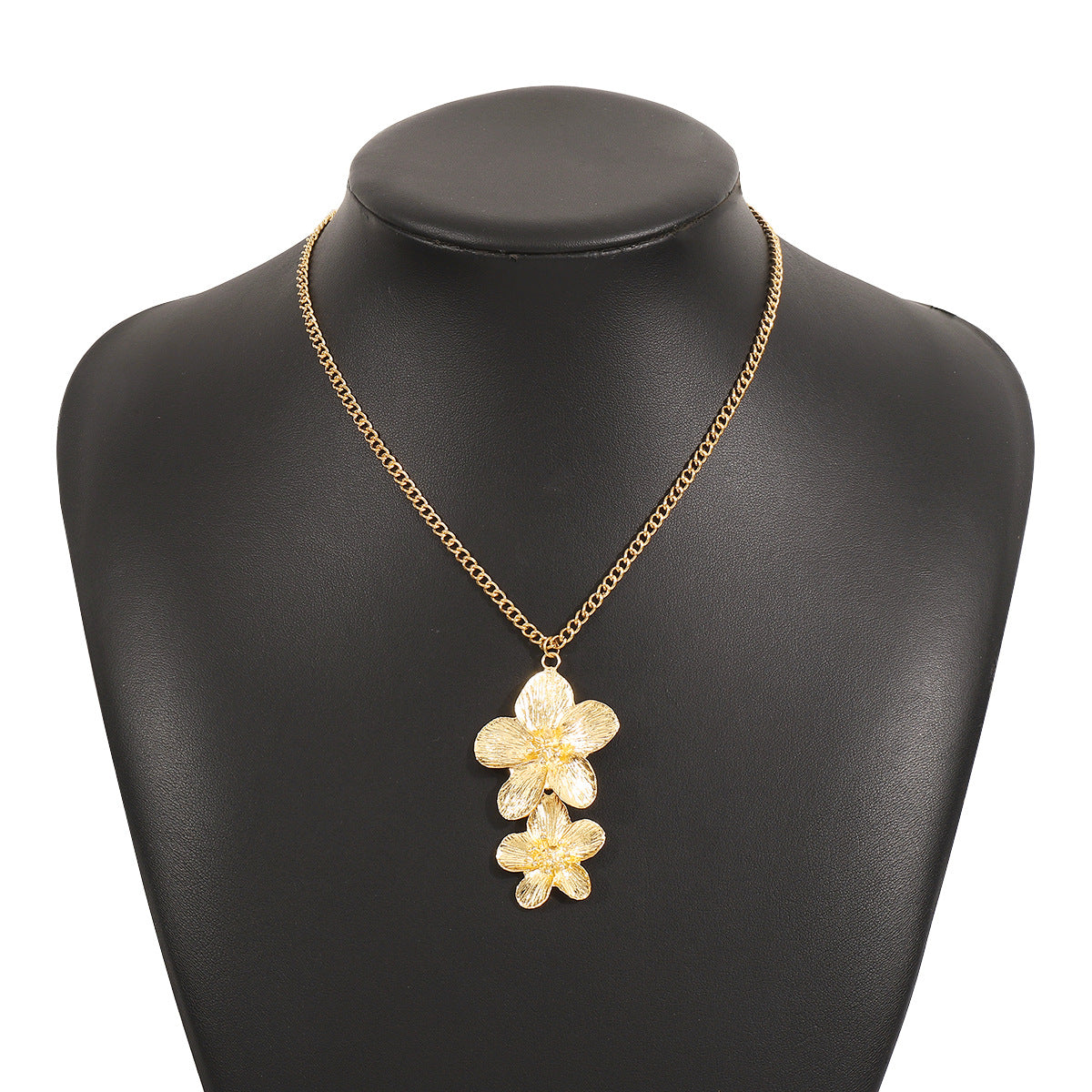 Collar de aleación floral vintage con acabado chapado para mujer