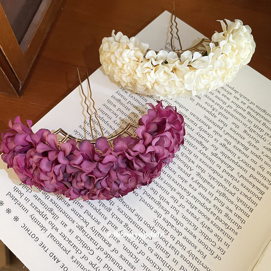 Horquilla de Tela Hecha a Mano con Flores para Mujer, Accesorio para el Cabello Floral de Estilo Elegante y Minimalista con Acabado Artesanal de Primera Calidad y una Estética de Lujo Delicada