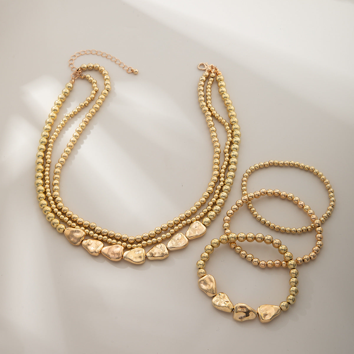 Juego de collar bohemio de aleación multicapa con perlas para mujer