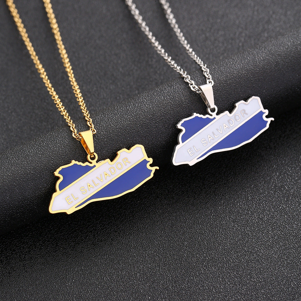 Collana Etnica Vintage con Pendente Geometrico in Acciaio al Titanio Smaltato e Catena a O Unisex