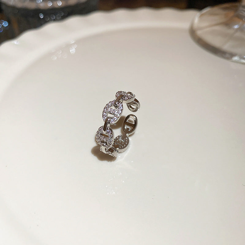 Anello regolabile da donna in zirconi quadrati con geometria in stile vintage, in rame con estetica retrò artistica
