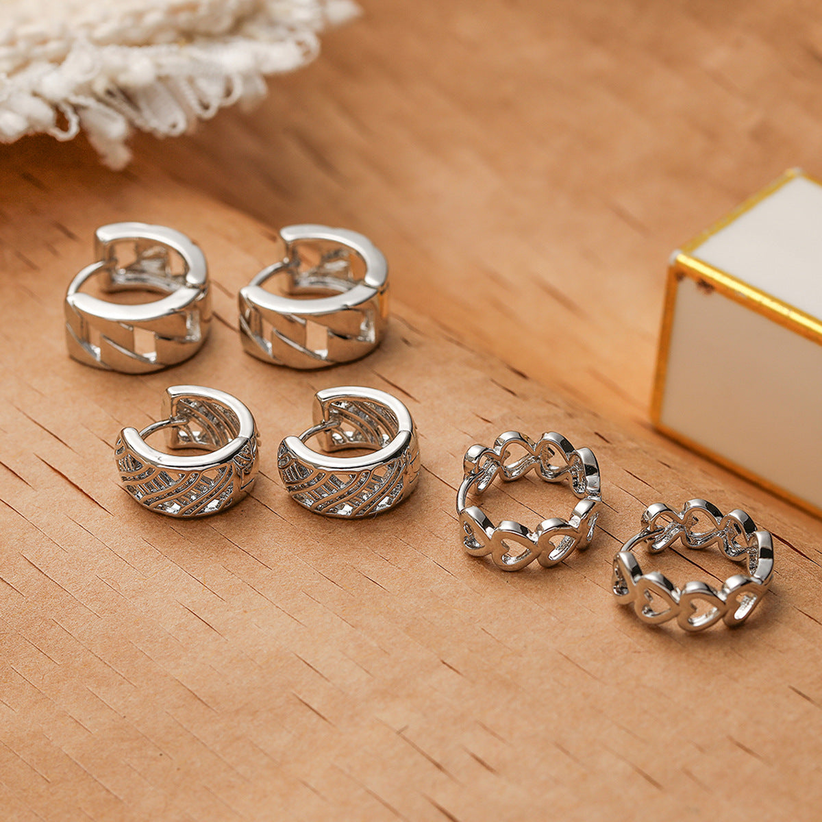 Minimalist Geometric Hollow Heart Hoop Earrings for Women with Copper Base and Plated Finish