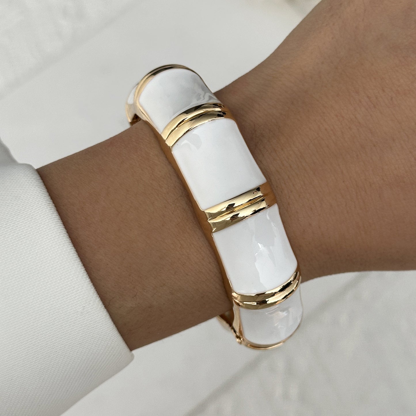 Vintage Exaggerated Enamel Plated Alloy Geometric Bamboo Chunky Spring Bracelet for Women