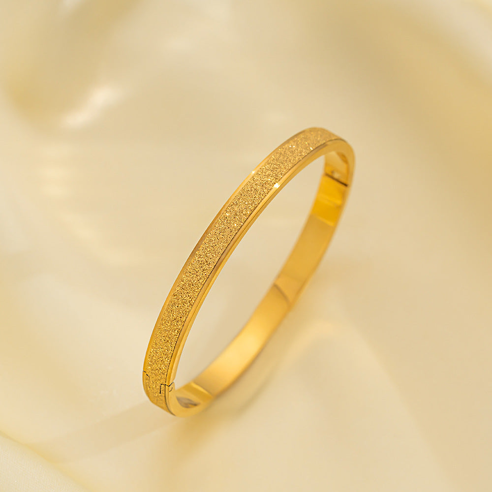 Matte Finish Minimalist Titanium Steel Bracelet for Women with 18K Gold Plating Oval Geometric Design Hypoallergenic Tarnish-Resistant Cuff