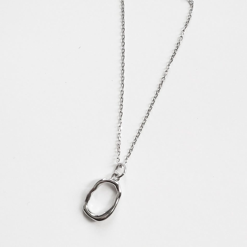 Deliziosa collana irregolare geometrica in argento sterling 925 placcato oro bianco