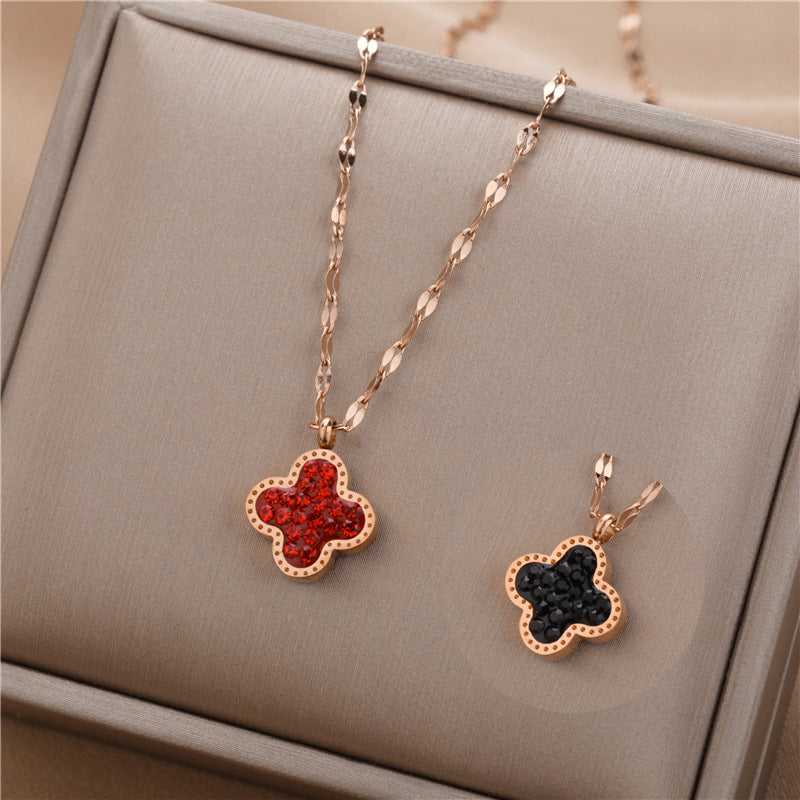 Collana pendente con quadrifoglio in acciaio al titanio placcato oro rosa 18 carati minimalista di lusso da donna