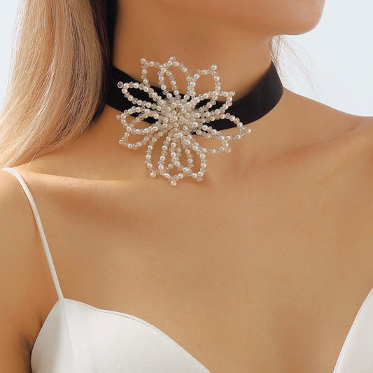 Sweet and Edgy Floral and Geometric Velvet-Coated Faux Pearl Choker Necklace for Women