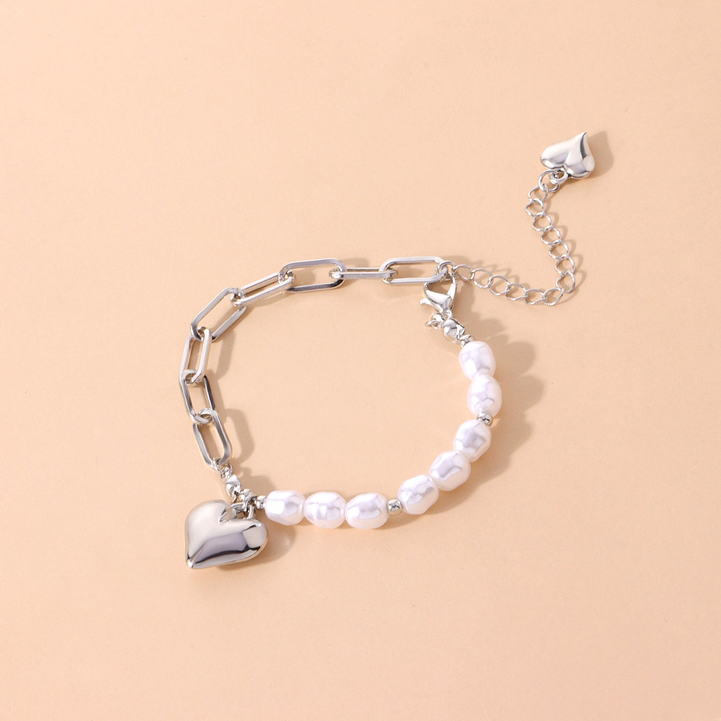 Fashion 3D Heart Pendant Bracelet for Women Alloy with Plating Finish Pearl-Embellished Small-Link Chain