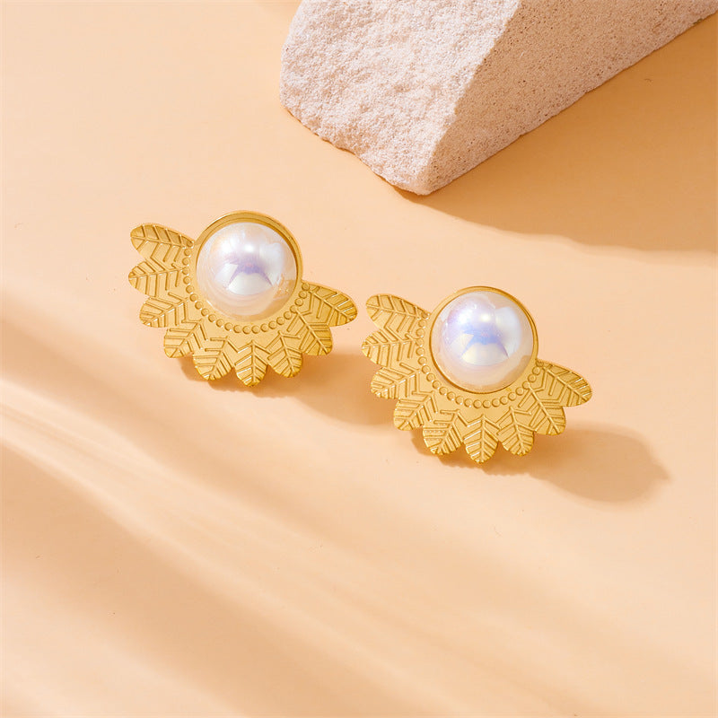 Pendientes de perlas para mujer con forma de pluma de acero inoxidable chapado en oro, estilo vintage y a la moda
