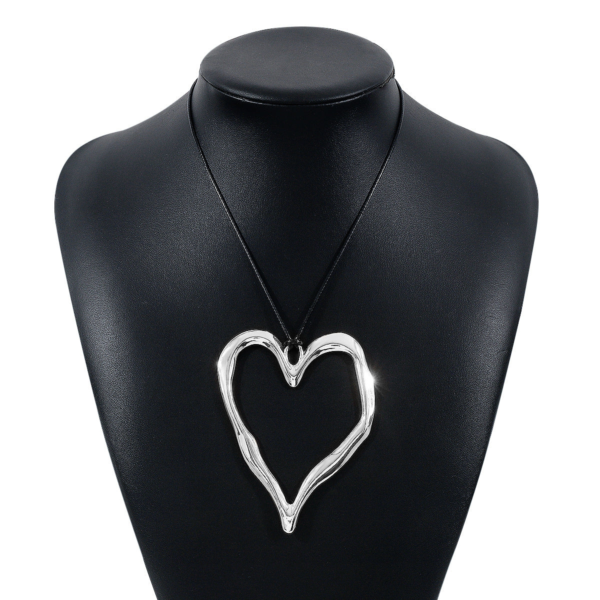 Collar con colgante de corazón grande geométrico dulce y atrevido para mujer con dije de aleación y cadena de cordón encerado