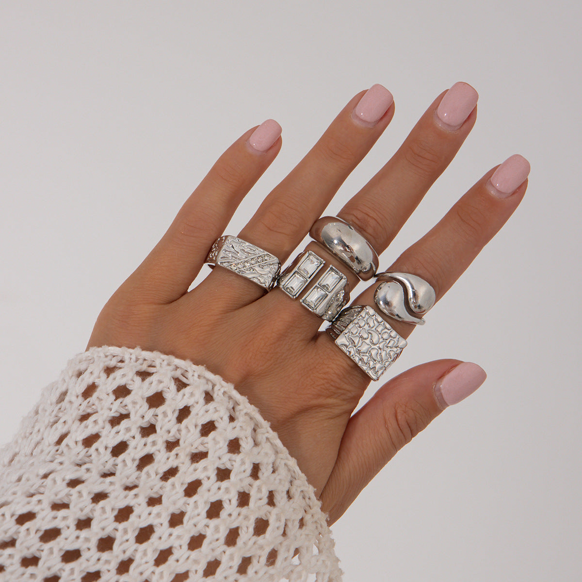 Luxury Elegant Oval Geometric Alloy Plated Necklace and Ring Set for Women