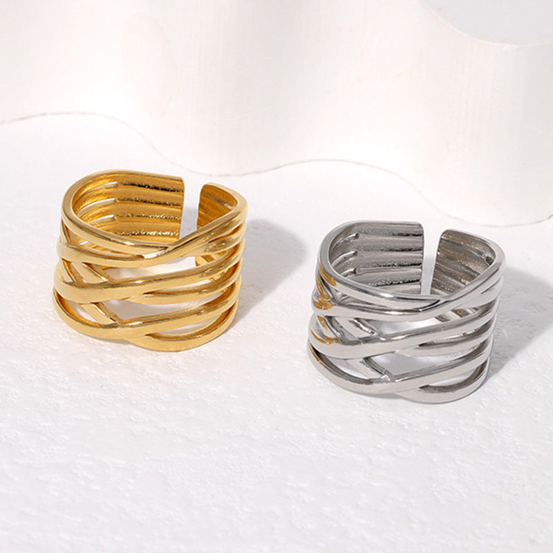 Anello Largo Aperto da Donna Minimalista Geometrico a Linee in Acciaio al Titanio con Design Cavo e Finitura Placcata