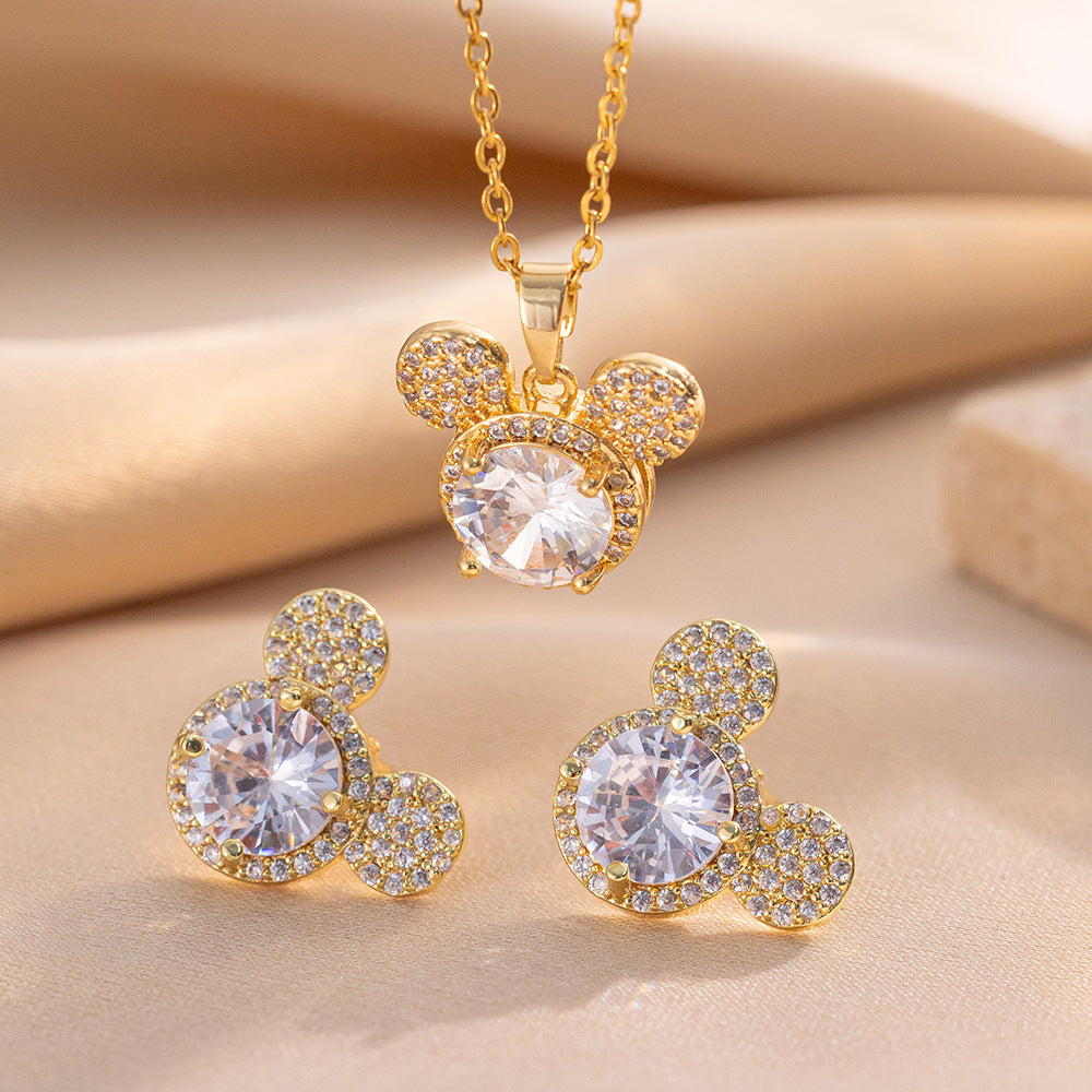 Set di Collana e Orecchini con Ciondolo a Goccia a Cuore Minimalista di Lusso in Acciaio al Titanio con Intarsi di Strass e Placcatura in Oro su Catena a O
