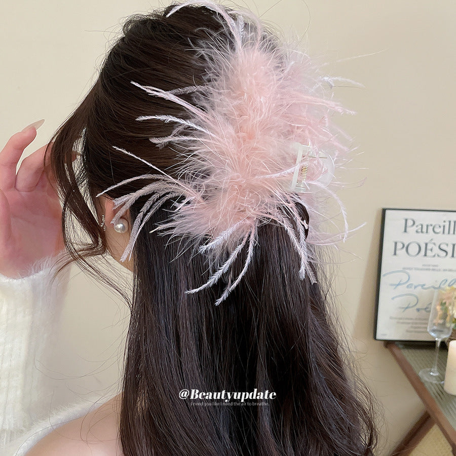 Elegante fermaglio per capelli in acrilico a forma di piuma con intarsio di strass da donna, molletta artiglio di lusso minimalista