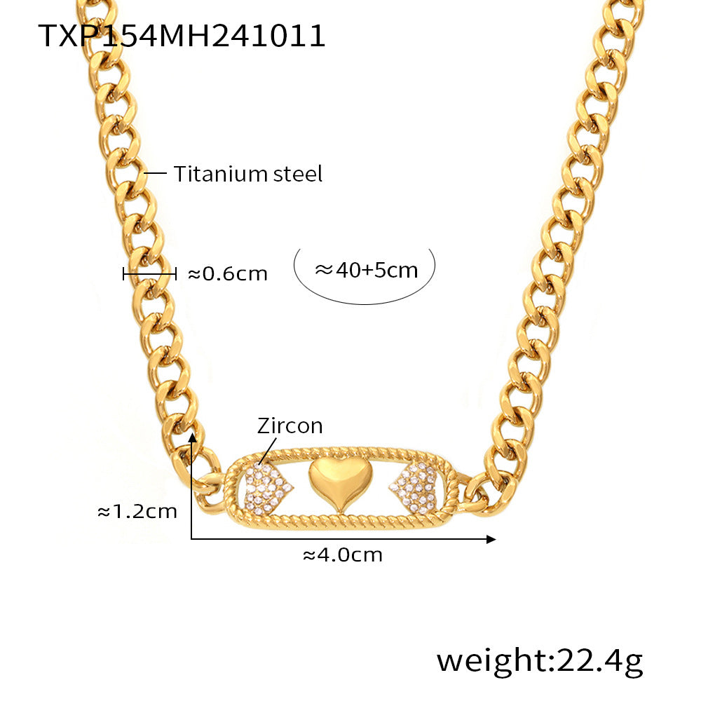 Collana con ciondolo romantico e minimalista in acciaio inossidabile con tre ciondoli a cuore vuoto placcati in oro 18 carati su catena cubana da donna