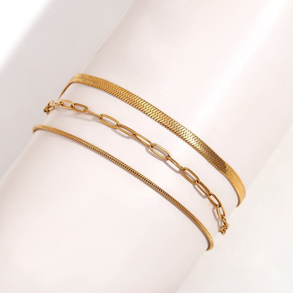 Cavigliera Minimalista Geometrica in Acciaio Inox con Placcatura Oro 18K, Gioiello Elegante a Triplo Strato per Donna