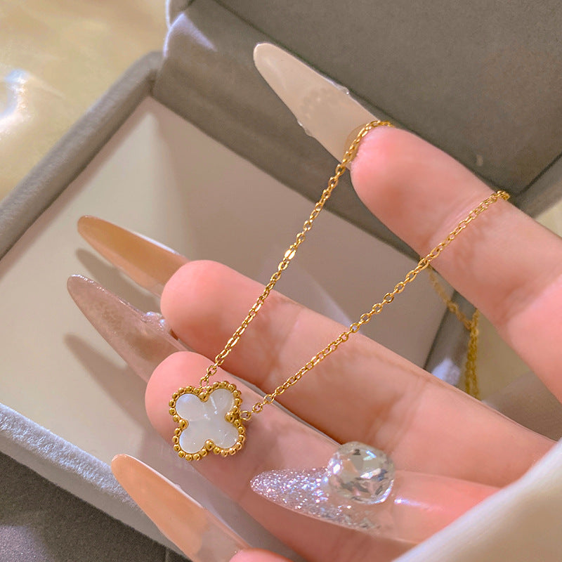 Fashion Minimalist Gold Plated Titanium Steel Four-Leaf Clover Necklace for Women and Men