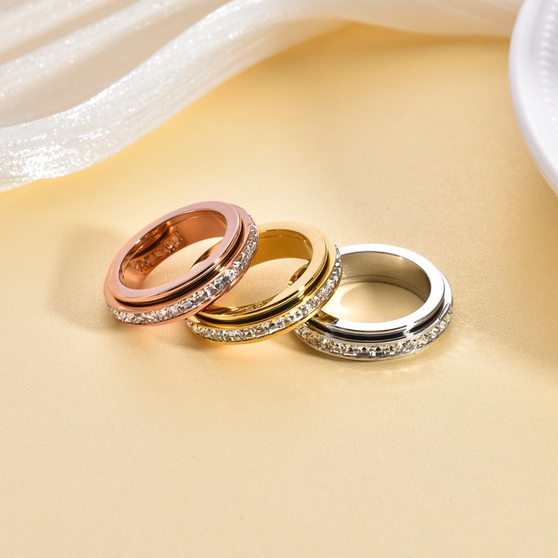 Anello girevole a doppia fascia in acciaio al titanio con zirconi cubici quadrati, design geometrico, anello alla moda per l'ufficio, per coppie