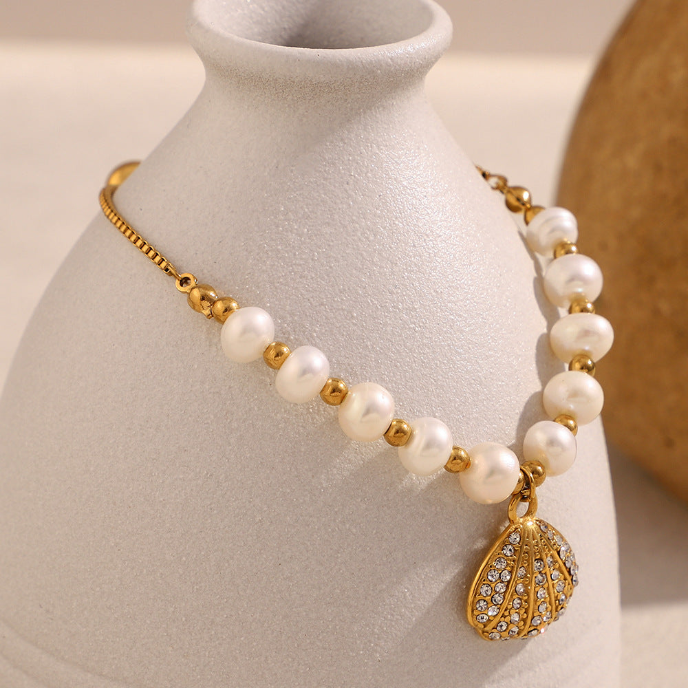 Bracciale regolabile da donna in acciaio inossidabile placcato oro 18 carati con perle e conchiglie, stile vintage geometrico