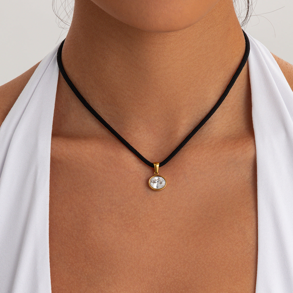 Luxury Elegant Geometric Oval Cubic Zirconia Inlay PVD Stainless Steel Necklace for Women