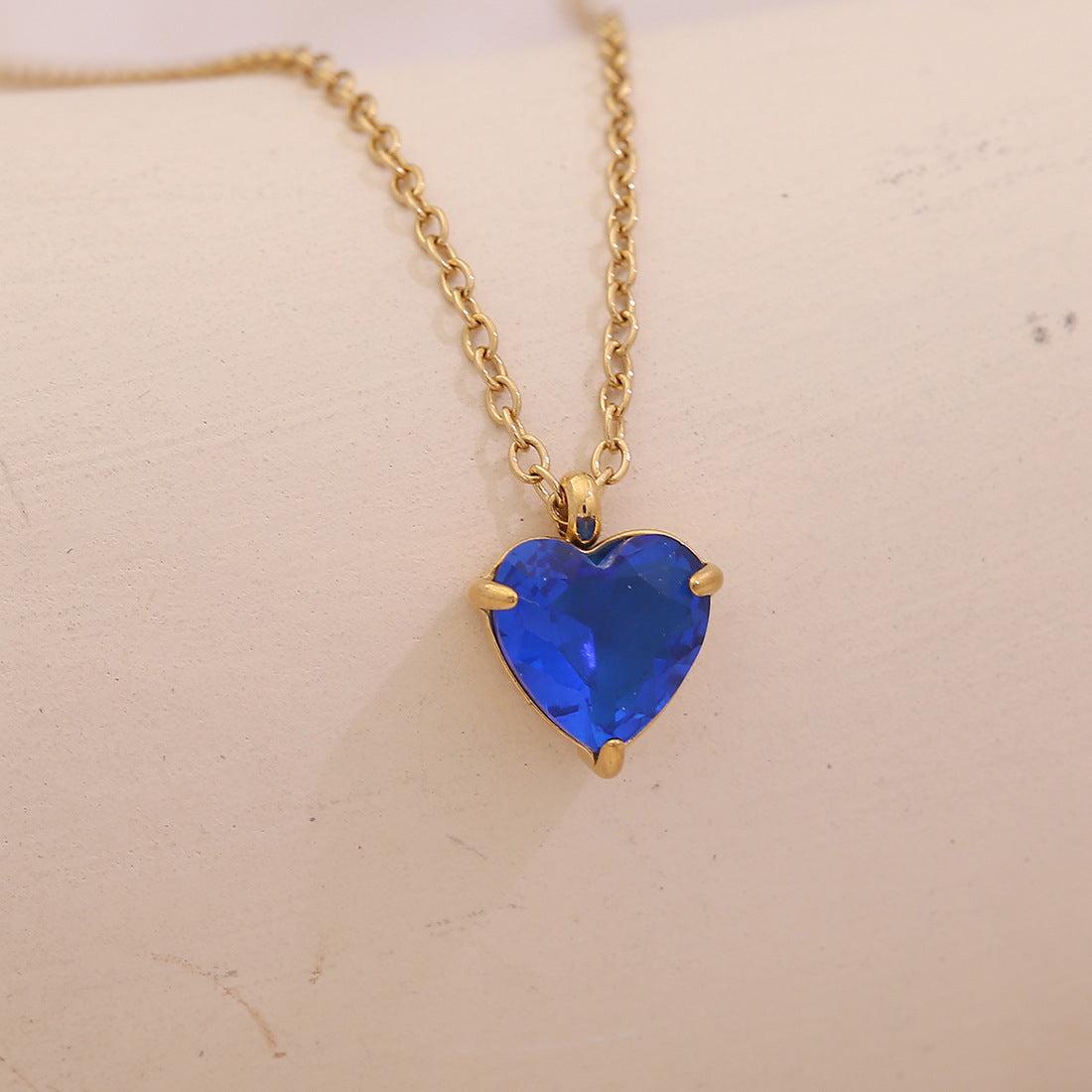 Collana con ciondolo a forma di cuore in acciaio inossidabile da donna, stile OL alla moda