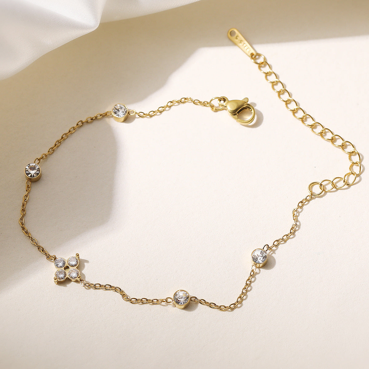 Minimalist 18K Gold Plated Geometric Stainless Steel Necklace with Cubic Zirconia for Women