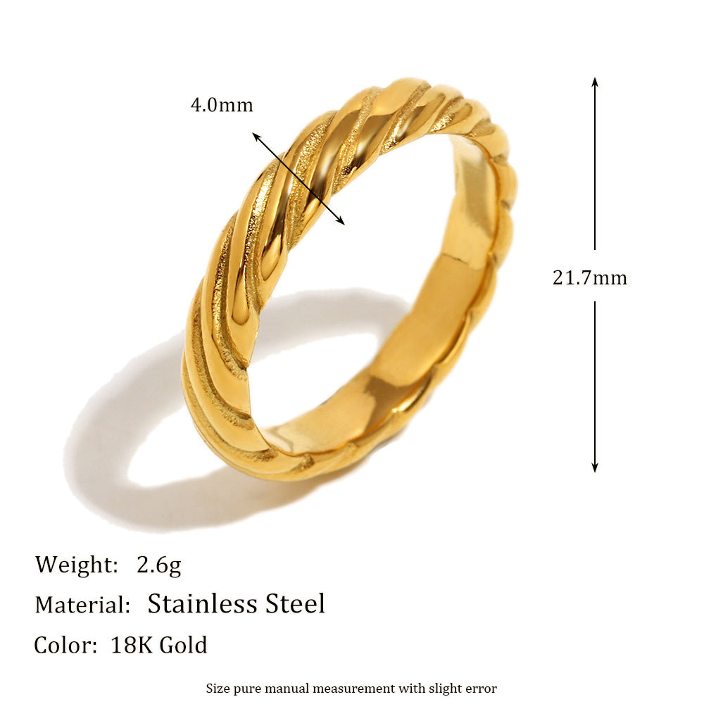 Anello minimalista geometrico in acciaio inossidabile con placcatura in oro 18 carati da donna — Fascia classica alla moda per il pendolarismo con trama diagonale