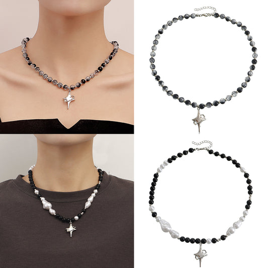 Collana da donna con ciondolo a croce e stella geometrica, stile vintage, con perline bianche e nere, base in lega e finitura placcata