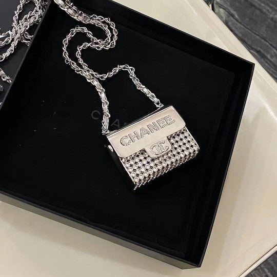 Luxury Gold Plated Brass Letter Rhinestone Pendant Necklace for Women