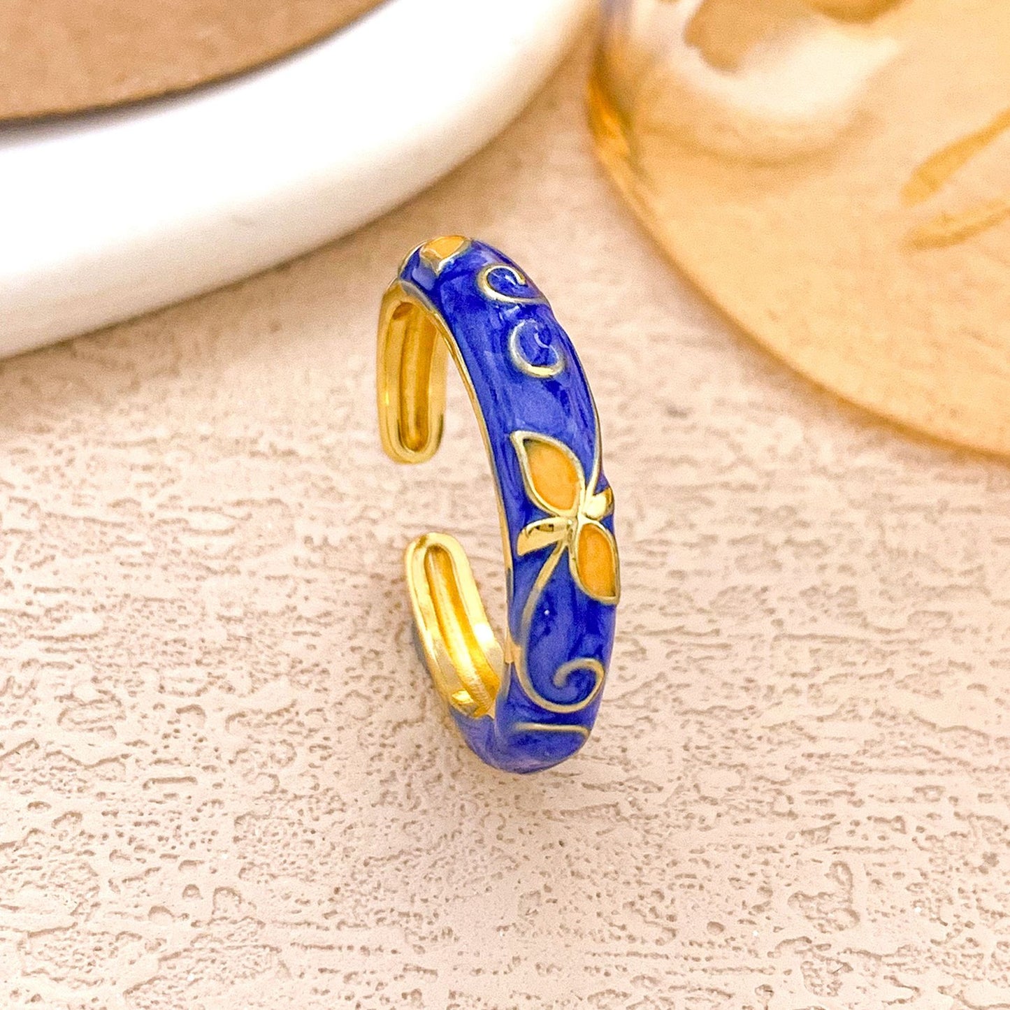 Sweet Elegant Gold Plated Enamel Floral Alloy Ring for Women