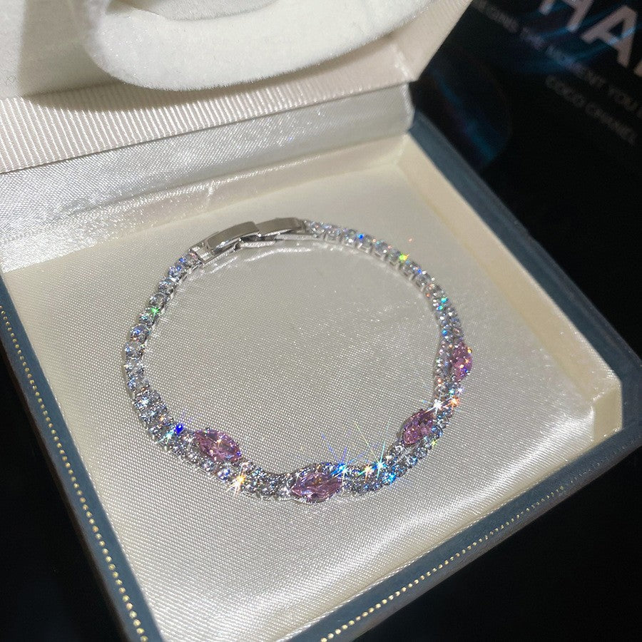 Sweet Elegant Geometric Round Cubic Zirconia Plated Brass Bracelet for Women